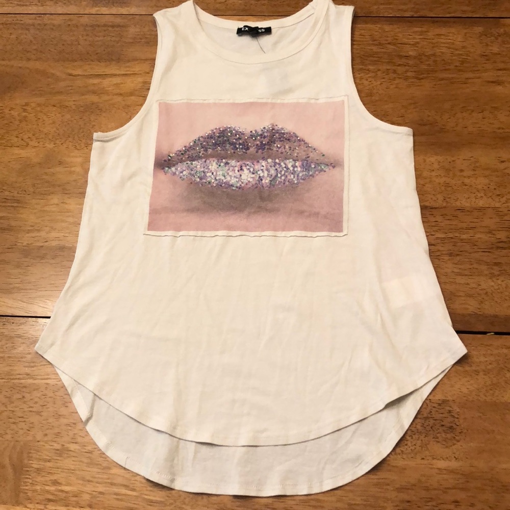 Express cream tank top size XS NWT